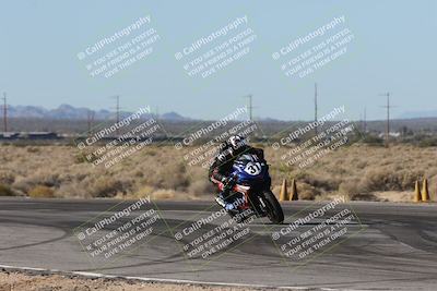 media/Dec-07-2025-CVMA (Sun) [[3e7d2de5dc]]/Race 1-Formula Superbike-Supersport Open (Holeshot)/